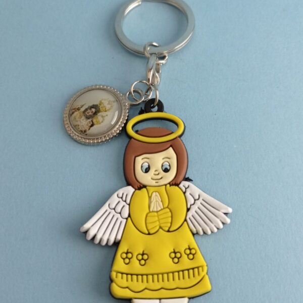 Llavero ángel de caucho